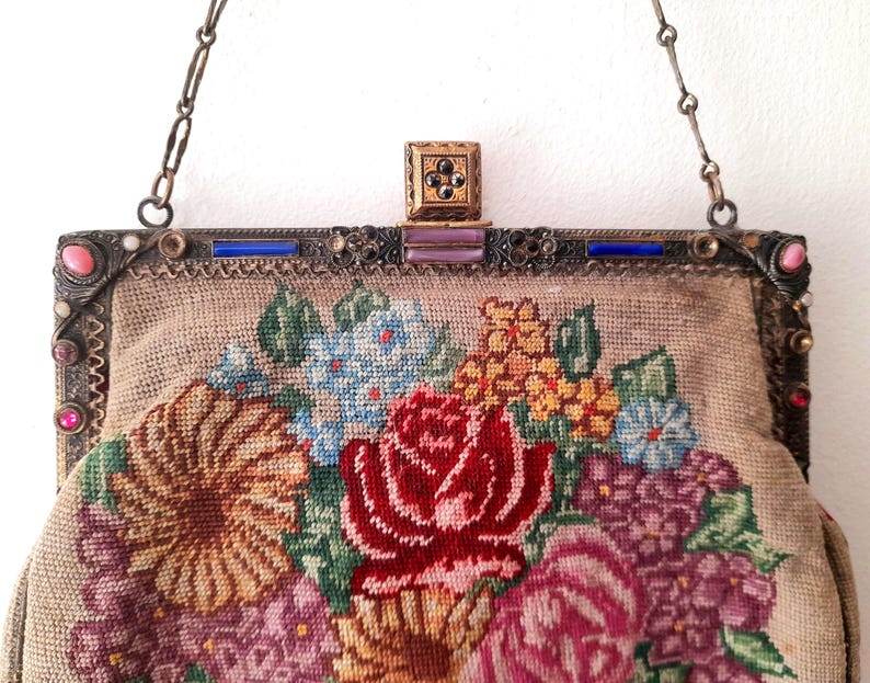 Antique 1930s Tapestry Needlepoint Flower Bag