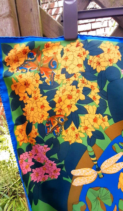 Vintage 70s Courful Fish Pond Nature Print Silky Scarf