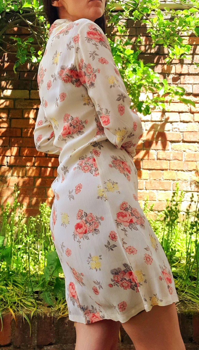 Vintage Retro 1960s SASPERILLA Pink Floral Mini Shirt Dress
