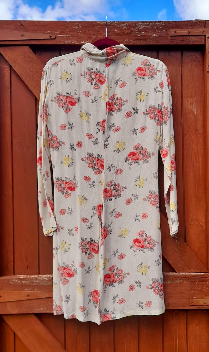Vintage Retro 1960s SASPERILLA Pink Floral Mini Shirt Dress
