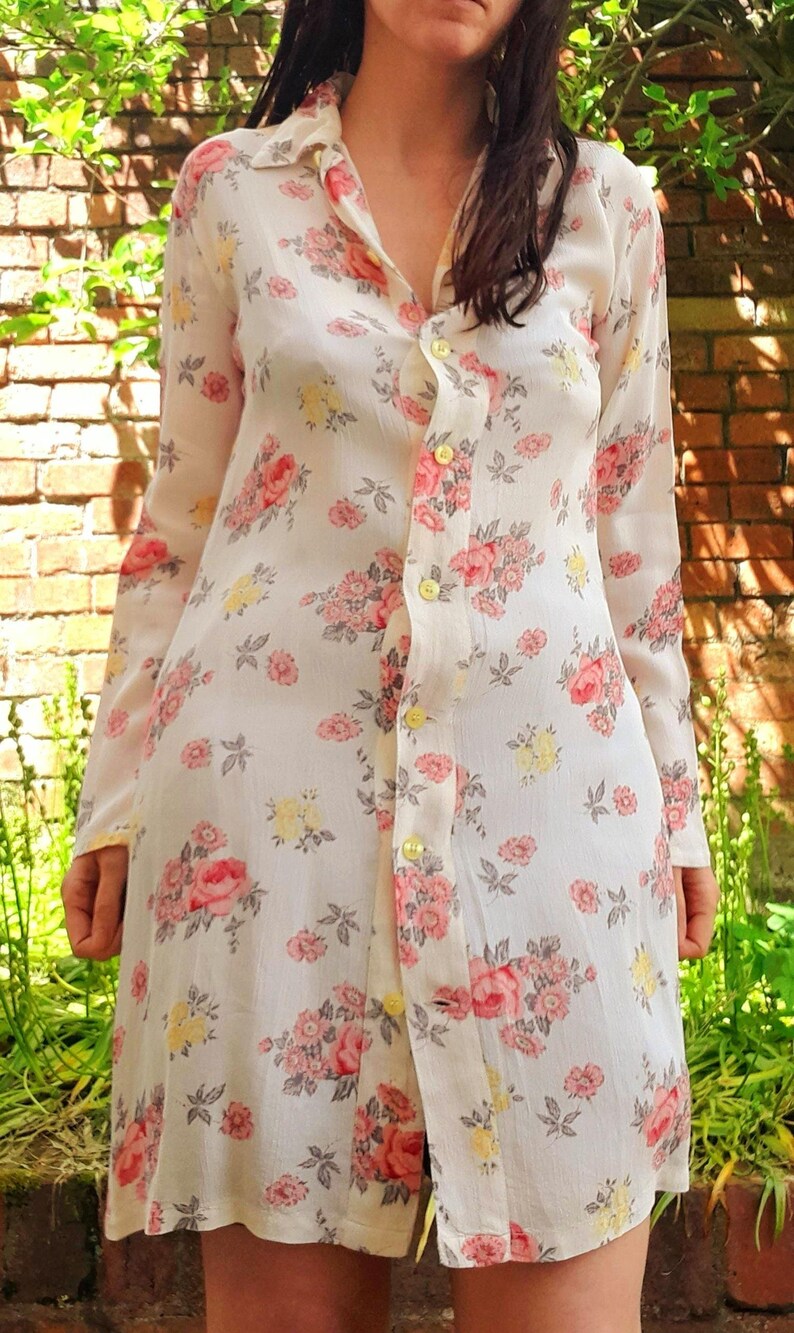 Vintage Retro 1960s SASPERILLA Pink Floral Mini Shirt Dress