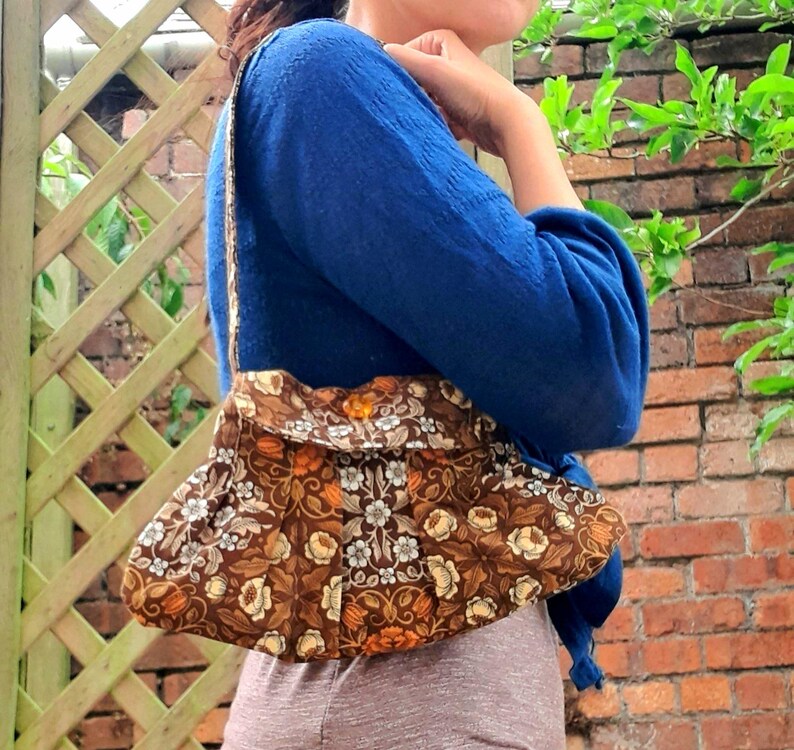 Vintage Cotton Fabric Floral Pleat Small Button Shoulder Bag